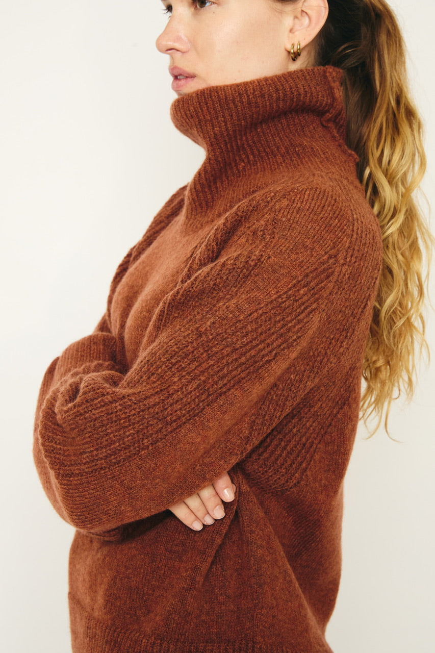 RE/BORN Antwerp Adeline sweater Burnt Brown