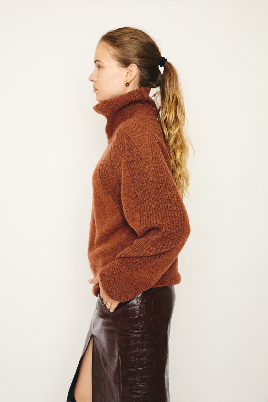 RE/BORN Antwerp Adeline sweater Burnt Brown