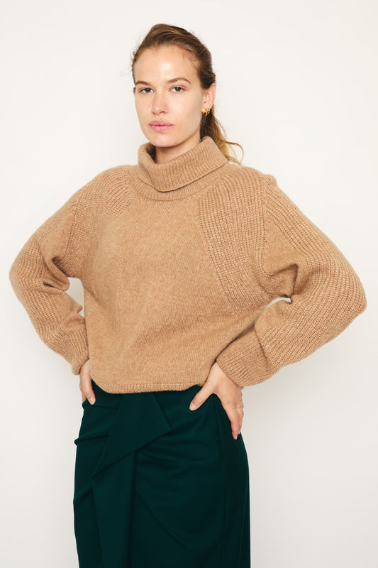 RE/BORN Antwerp Adeline sweater Camel