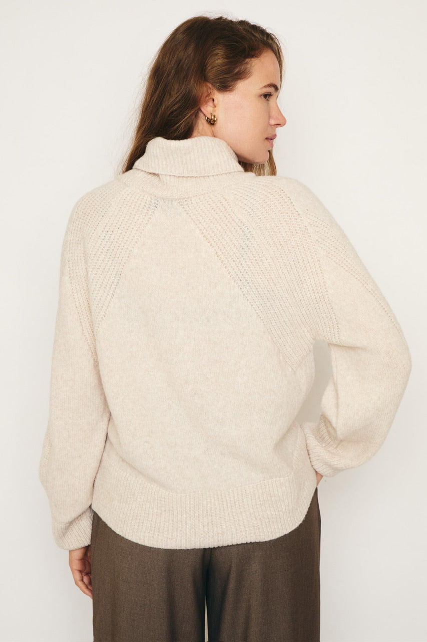 RE/BORN Antwerp Adeline sweater Crème Stone