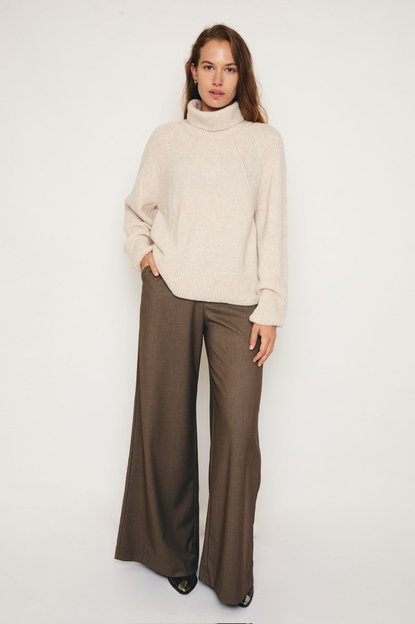 RE/BORN Antwerp Adeline sweater Crème Stone