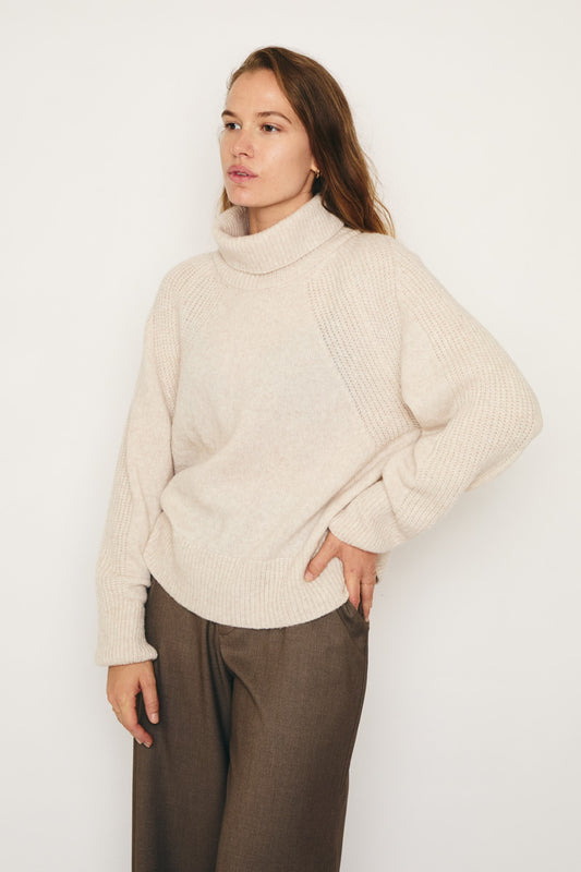 RE/BORN Antwerp Adeline sweater Crème Stone