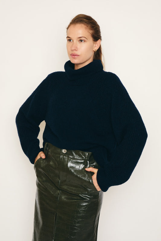 RE/BORN Antwerp Adeline sweater Dark Blue