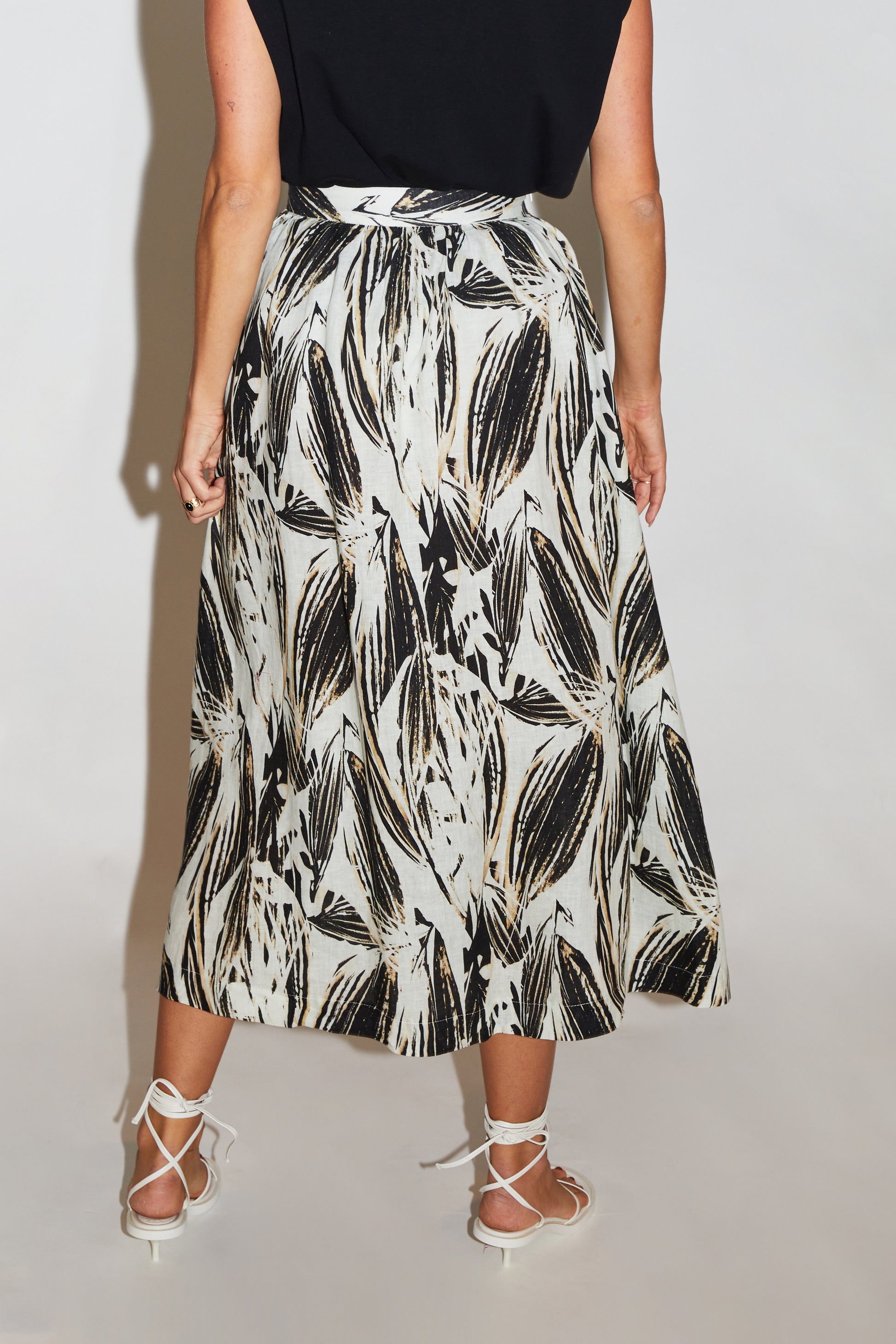 RE/BORN Antwerp Angele Print skirt Black Leaf Pint