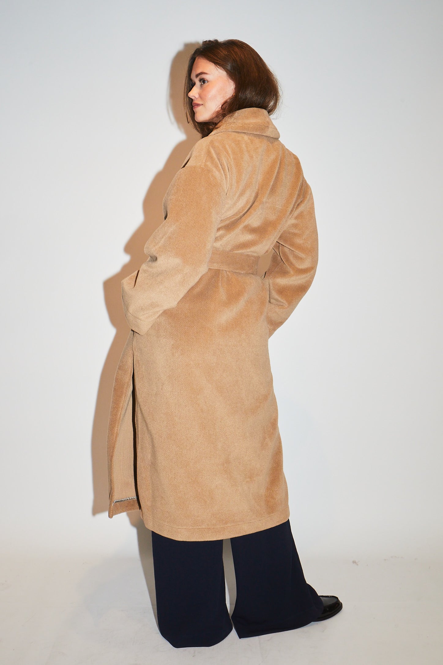 RE/BORN Antwerp Canella (mantel) coat Camel