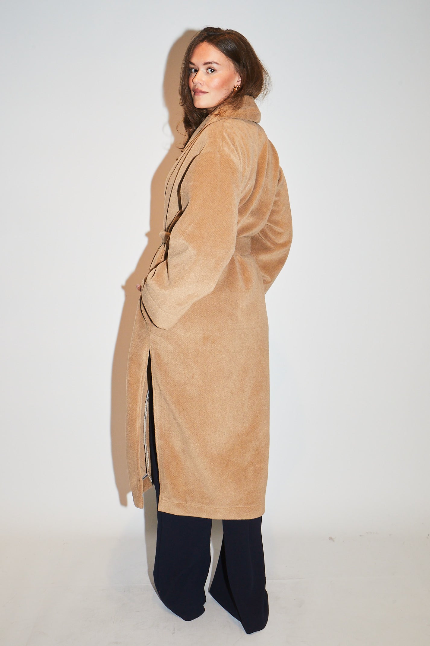 RE/BORN Antwerp Canella (mantel) coat Camel