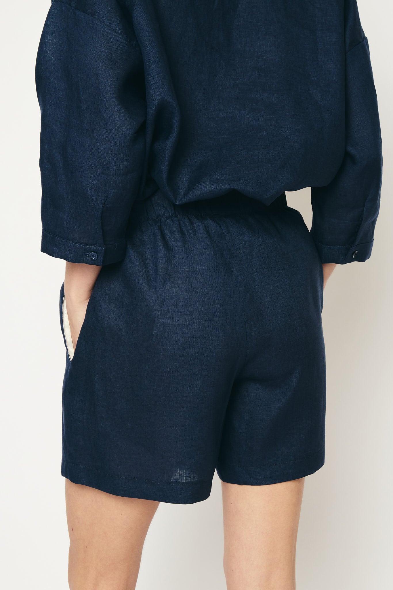 RE/BORN Antwerp Dea Evergreen Linen trousers Dark Blue