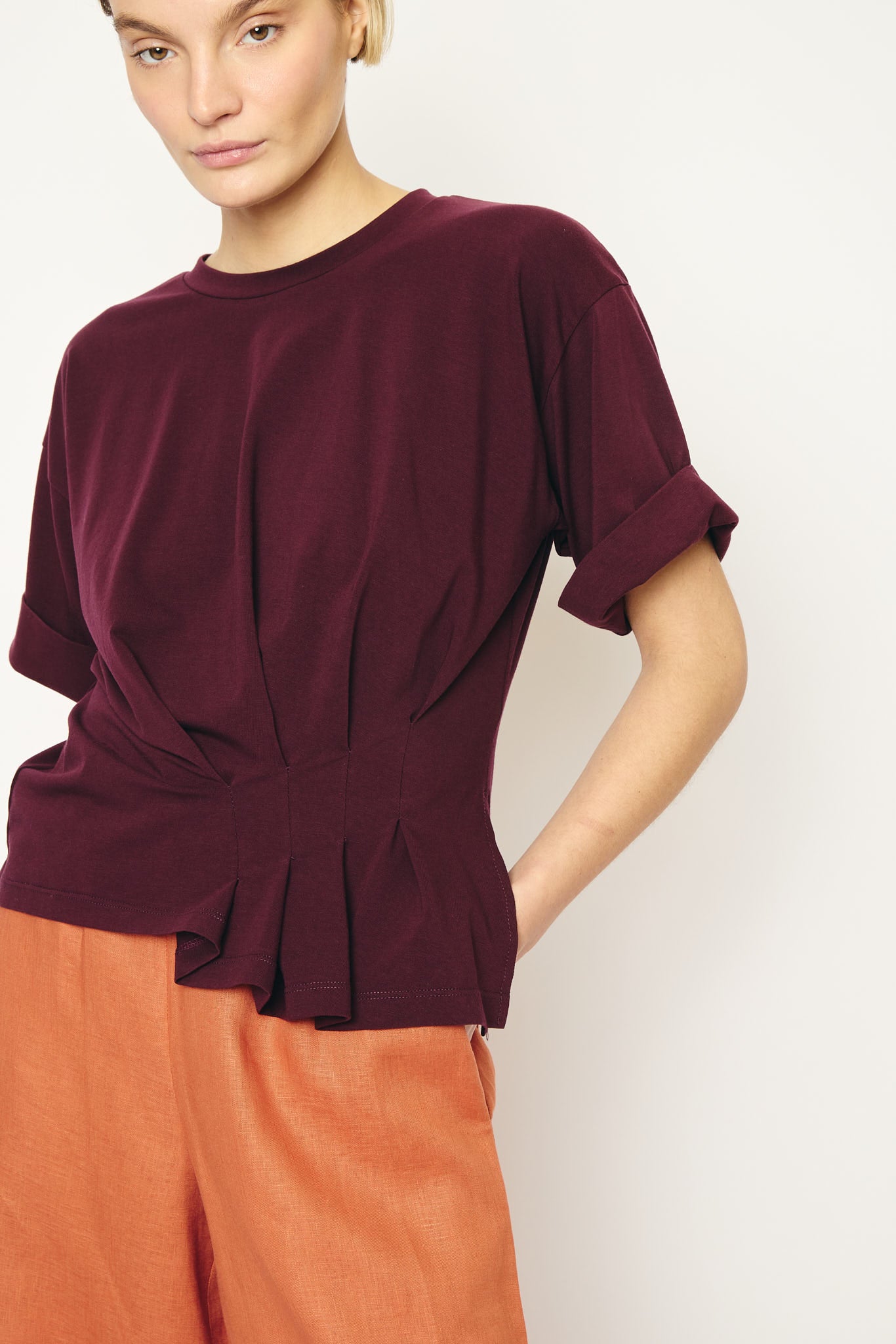 RE/BORN Antwerp Gabrielle t-shirt Vino