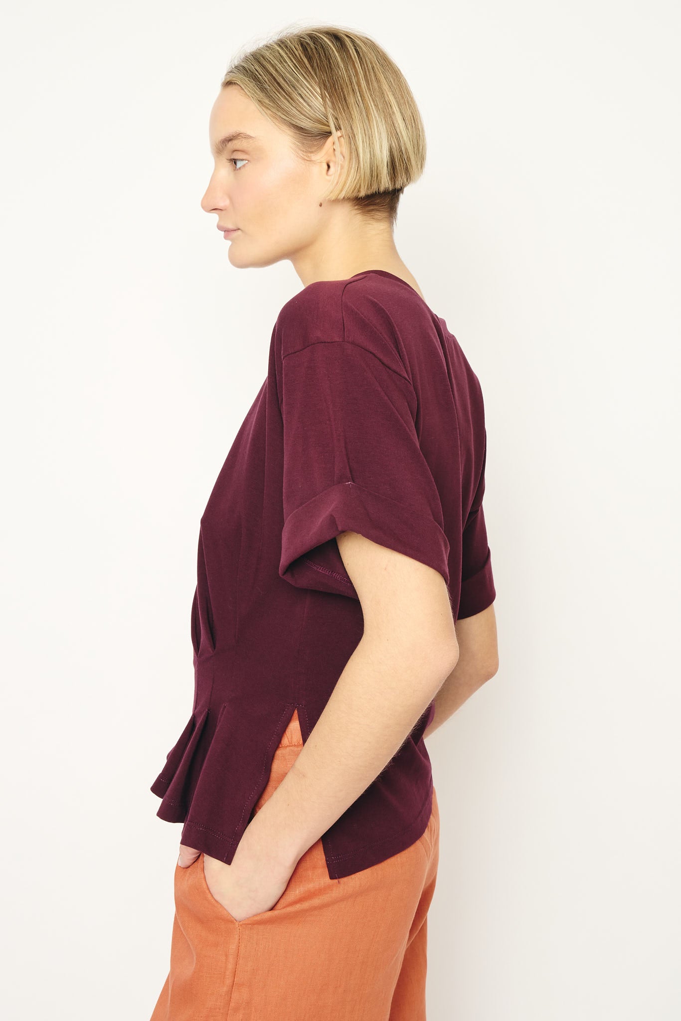 RE/BORN Antwerp Gabrielle t-shirt Vino