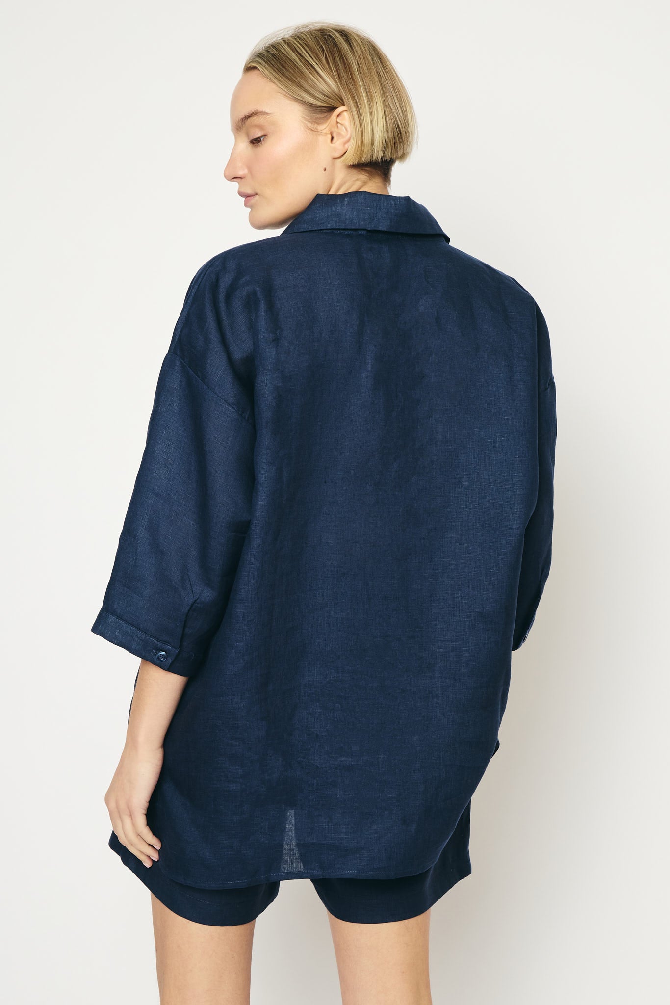 RE/BORN Antwerp Maïté Evergreen Linen shirt