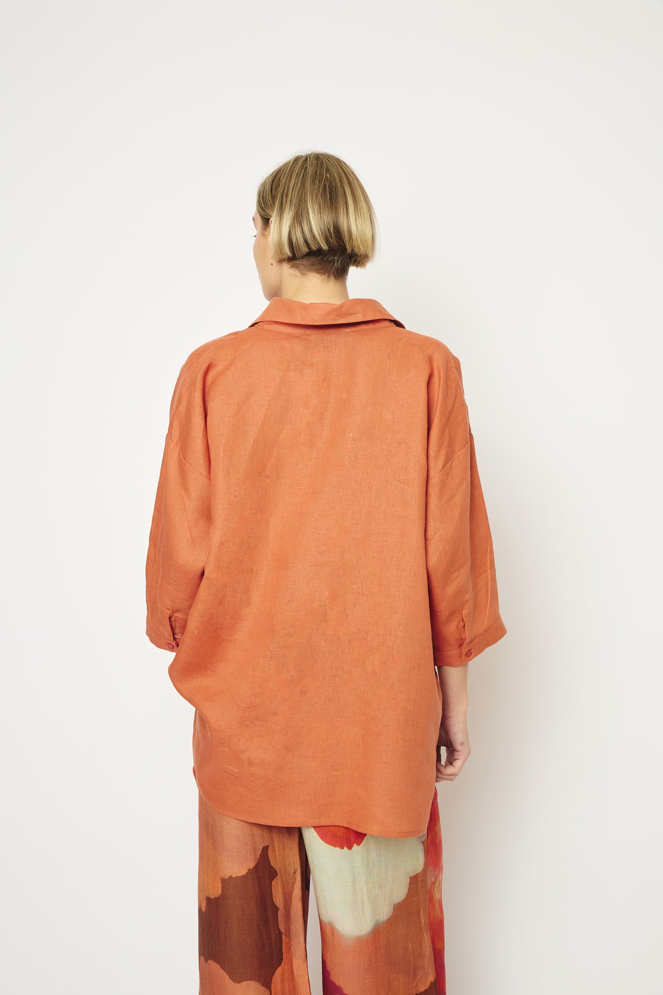 RE/BORN Antwerp Maïté Evergreen Linen shirt Tangine Orange