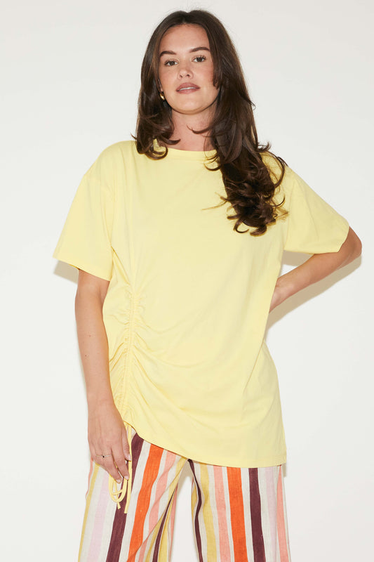 RE/BORN Antwerp Amy t-shirt Soft Yellow