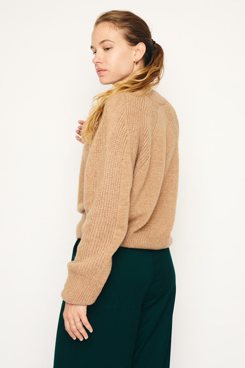 RE/BORN Antwerp Odette ronde hals sweater Camel