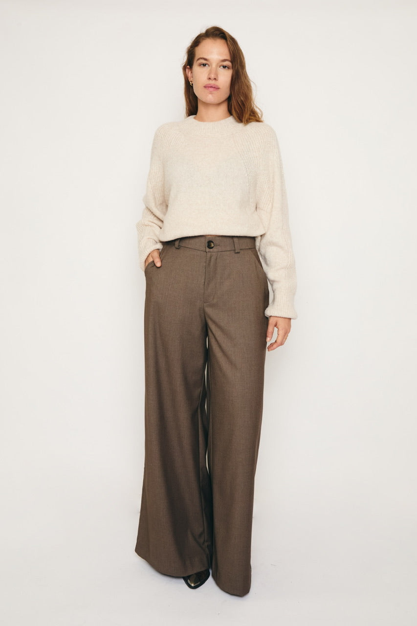 RE/BORN Antwerp Odette ronde hals sweater Crème Stone