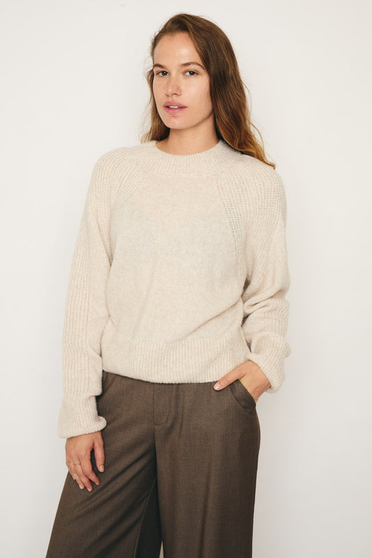 RE/BORN Antwerp Odette ronde hals sweater Crème Stone