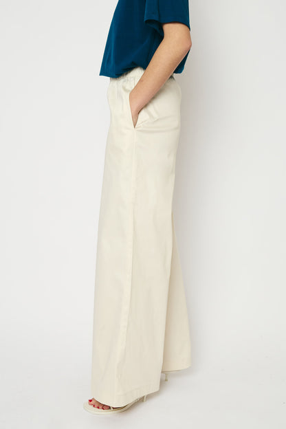 RE/BORN Antwerp Tina Solid Cotton trousers Crème