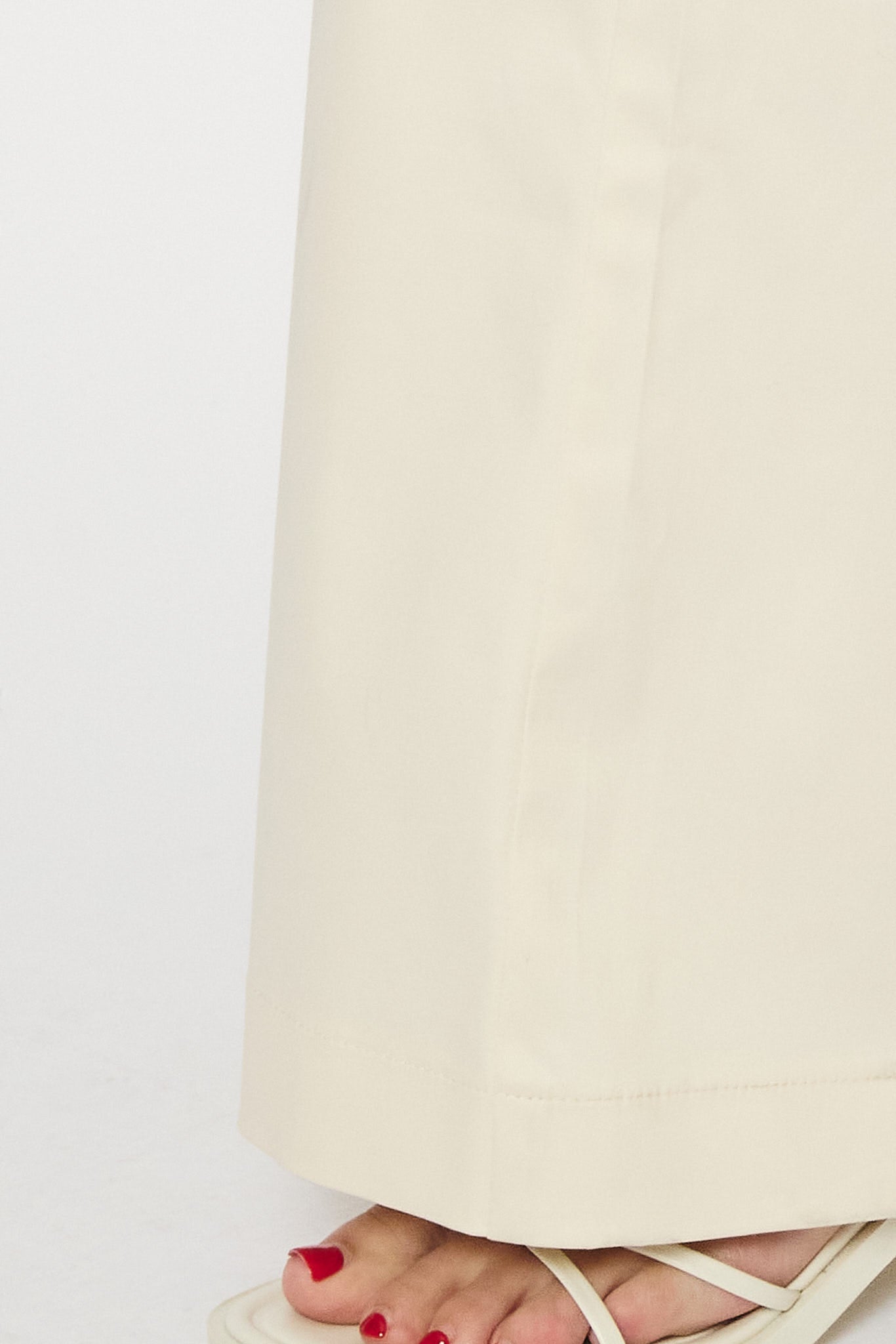 RE/BORN Antwerp Tina Solid Cotton trousers Crème