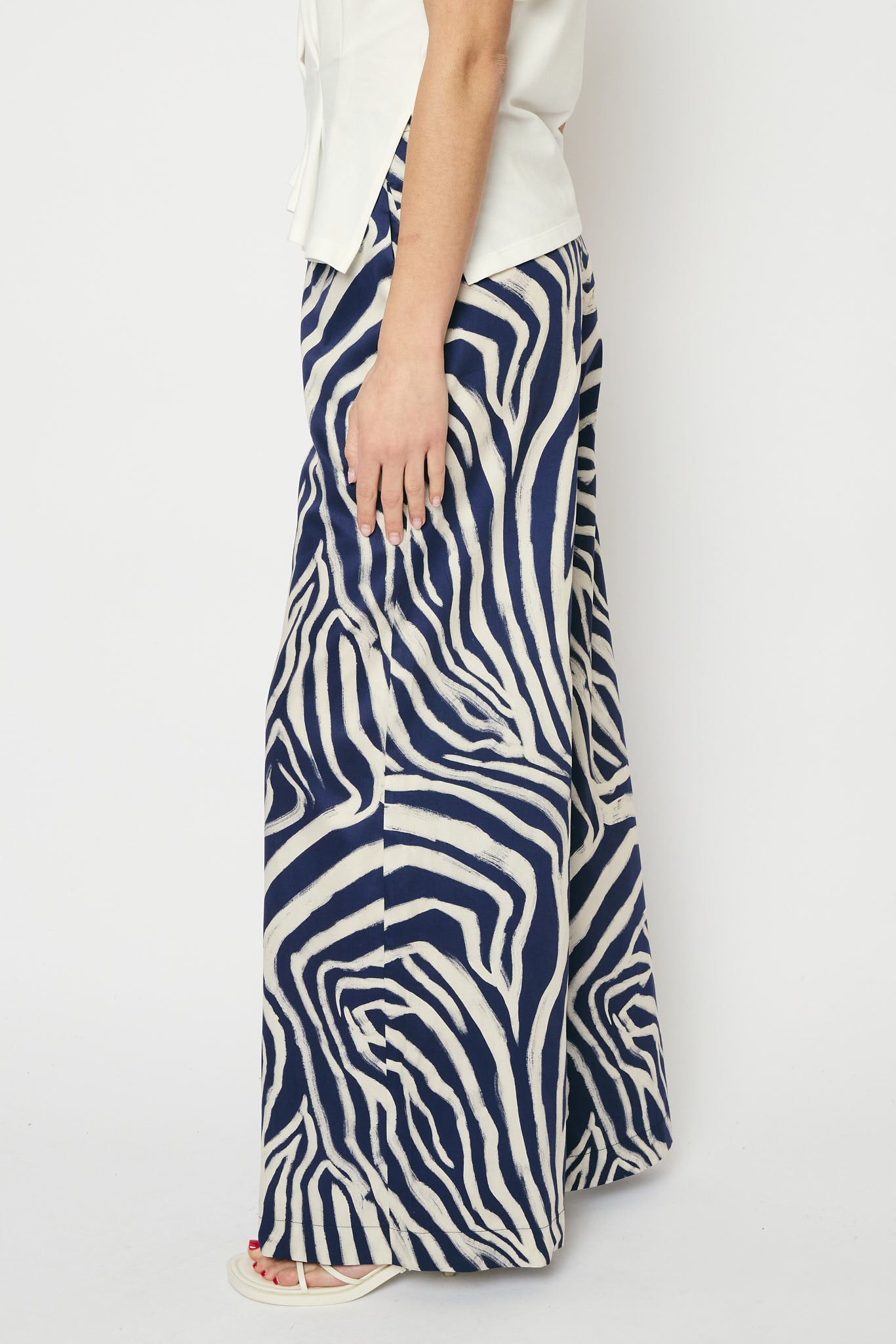 RE/BORN Antwerp Tina Zebra Print trousers Zebra Dark Blue