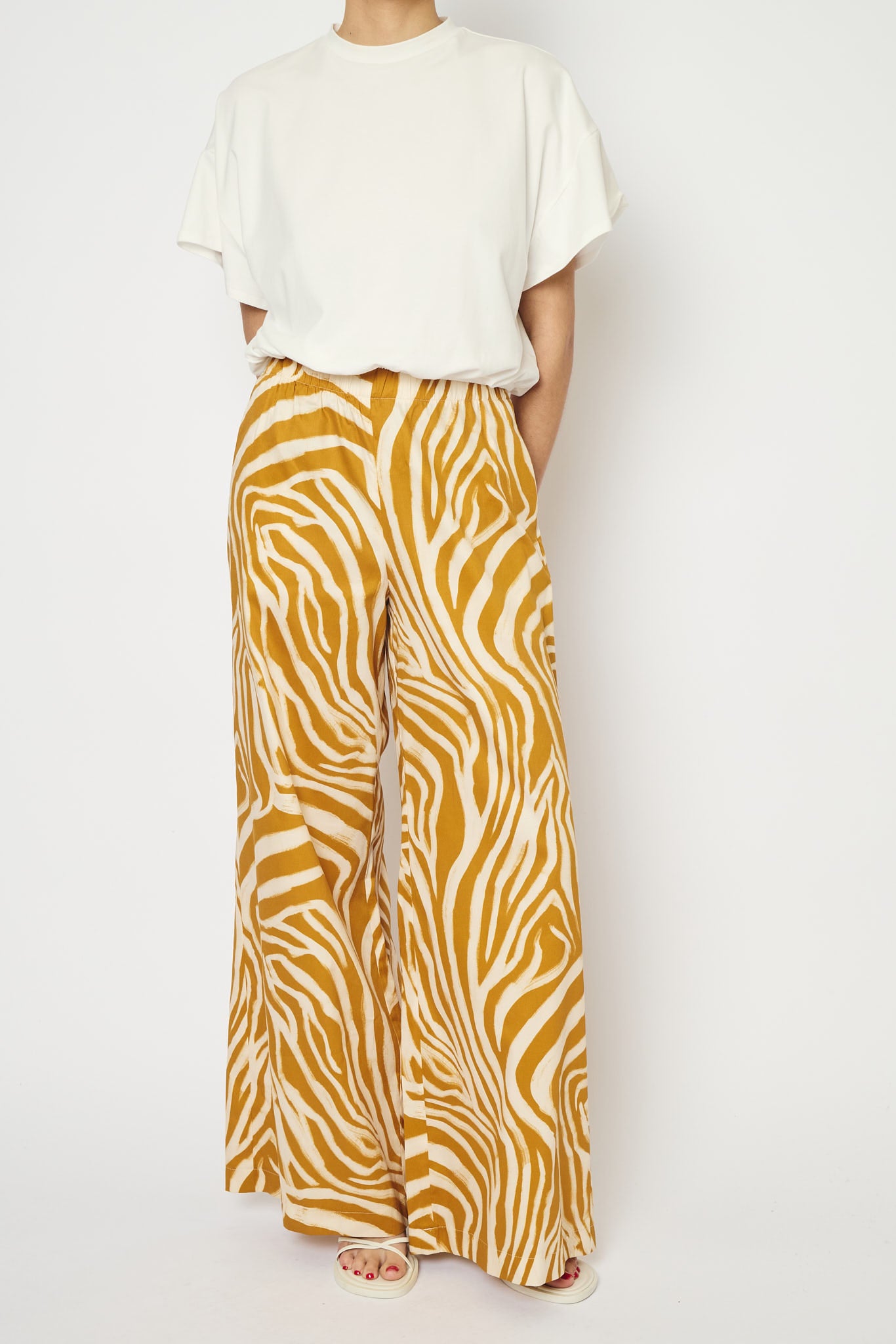 RE/BORN Antwerp Tina Zebra Print trousers Zebra Ochra