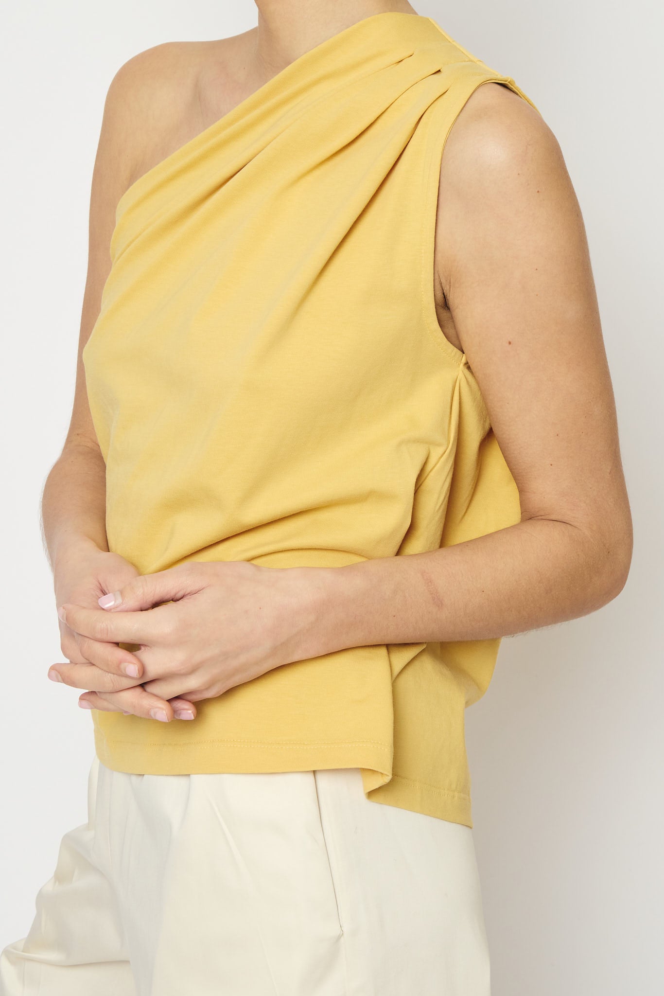 RE/BORN Antwerp Una t-shirt Soft Ochra