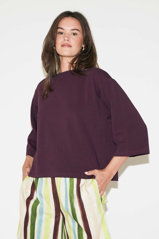 RE/BORN Antwerp Zizi t-shirt Vino