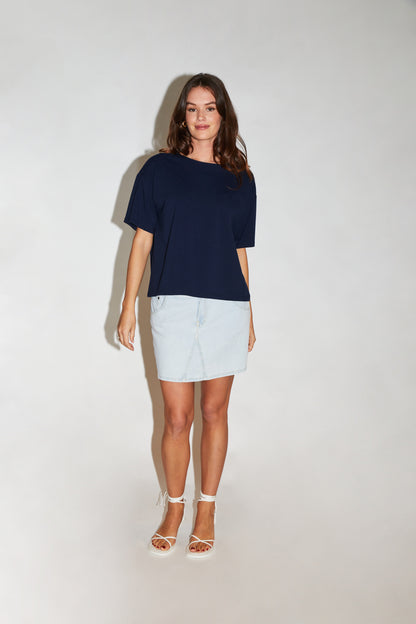 RE/BORN Antwerp Zoe t-shirt Dark Blue